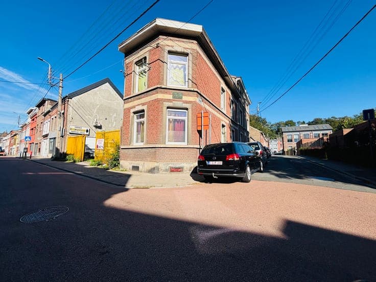 MAISON UNIFAMILIALE - COLOCATION - 4 CH - BIEN SITUÉE