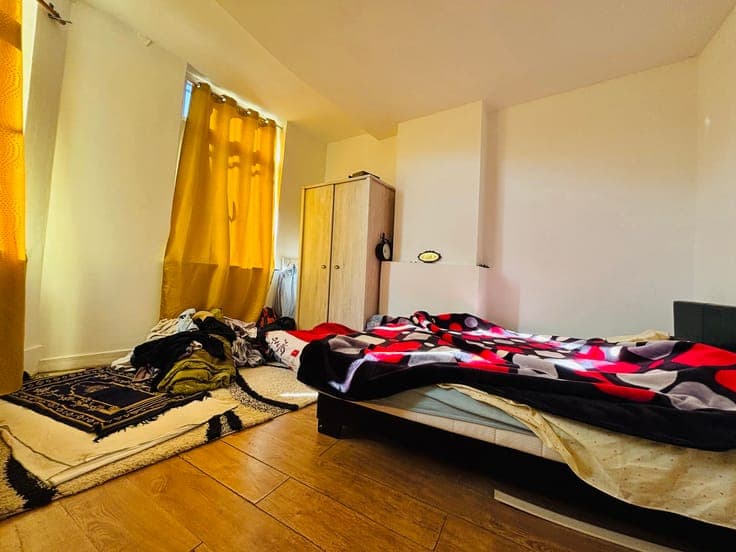 MAISON UNIFAMILIALE - COLOCATION - 4 CH - BIEN SITUÉE