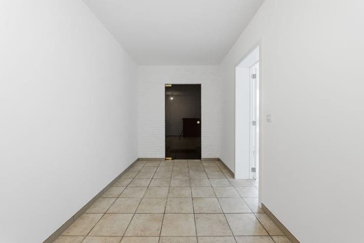 RUIME WONING MET VEEL POTENTIEEL, 4 SLAAPKAMERS EN EEN GR...