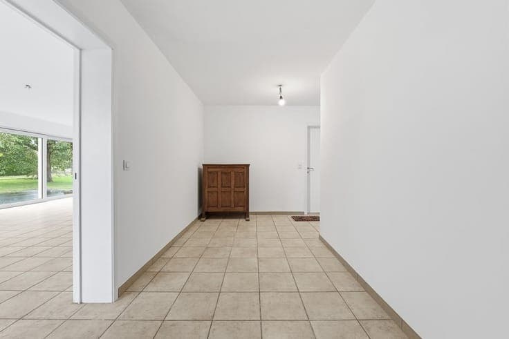 RUIME WONING MET VEEL POTENTIEEL, 4 SLAAPKAMERS EN EEN GR...