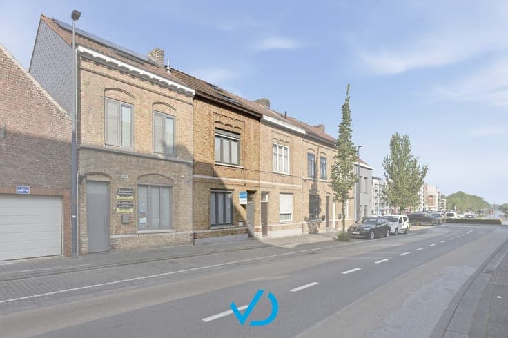 Instapklare gezinswoning met 3 slaapkamers en zonnige tui...