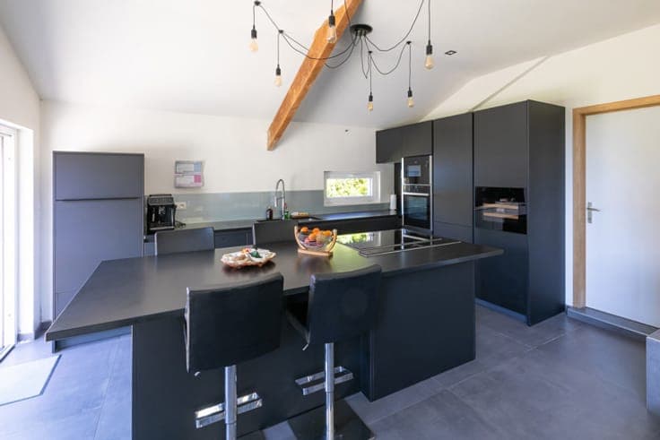 House in Ramillies