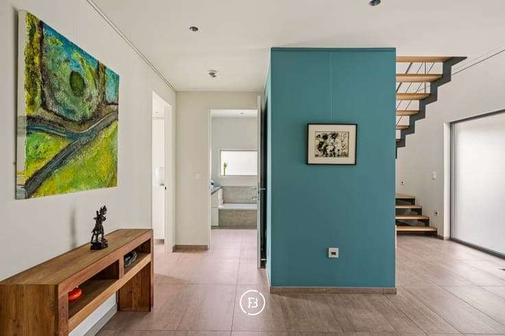 Modern villa with swimming pool and ultimate living comfort