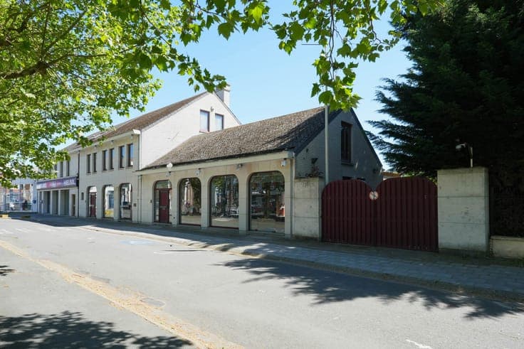 Rare Opportunity: Versatile Mixed-Use Building!