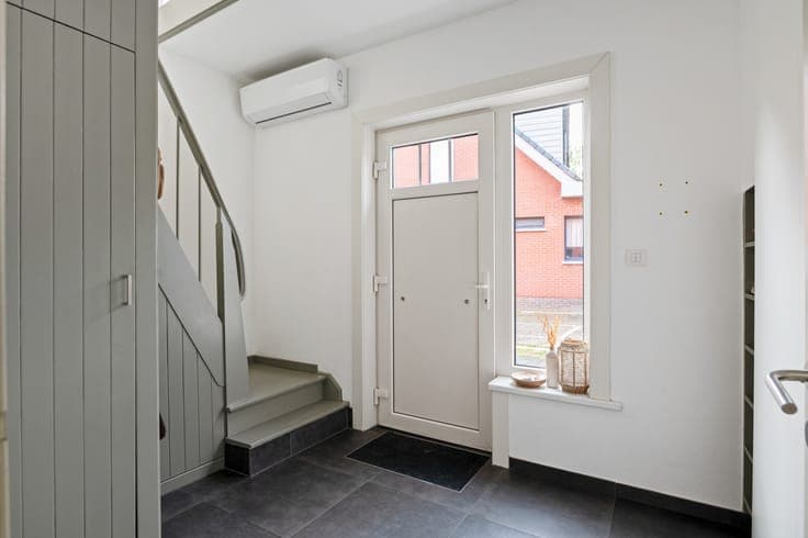 Lichtrijke 4-slpk woning met zuidtuin & tal van troeven