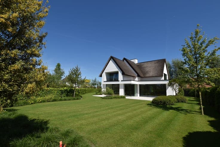 A luxurious newly built villa situated on the outskirts o...