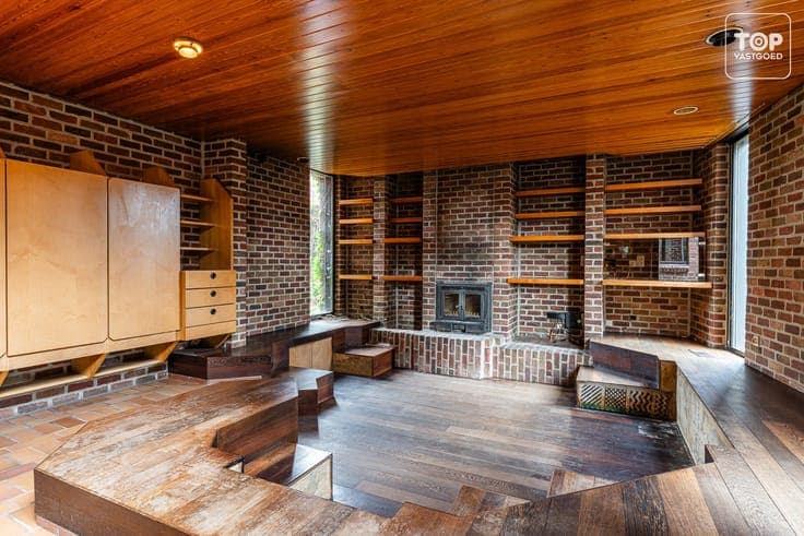Architecturale woning met 4 slaapkamers en dubbele garage