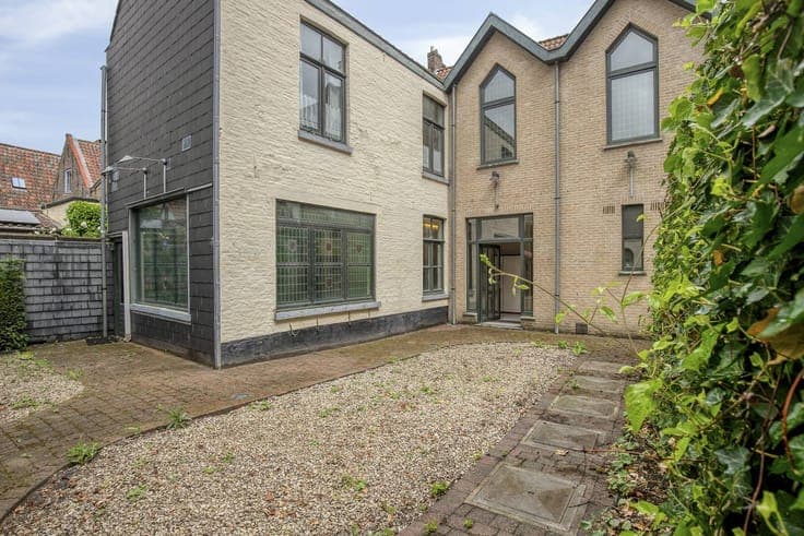 Charming mansion for sale in the city center of Bruges