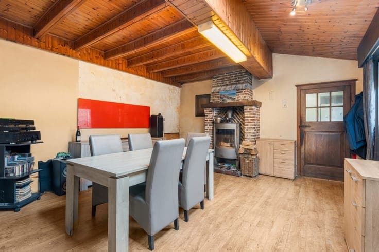 Townhouse with garage in Maldegem centre