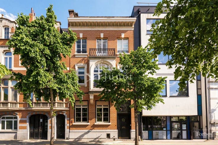 Exceptional Townhouse in a Prime Location