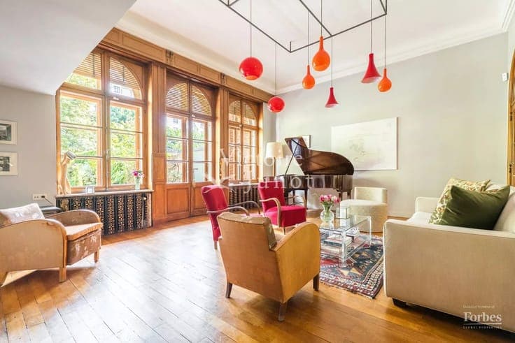 Exceptional Townhouse in a Prime Location