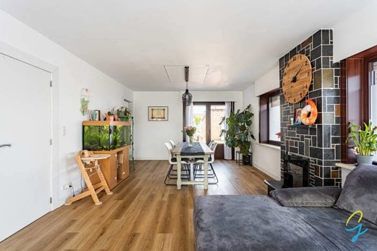 A move-in ready, recently renovated house in Wichelen