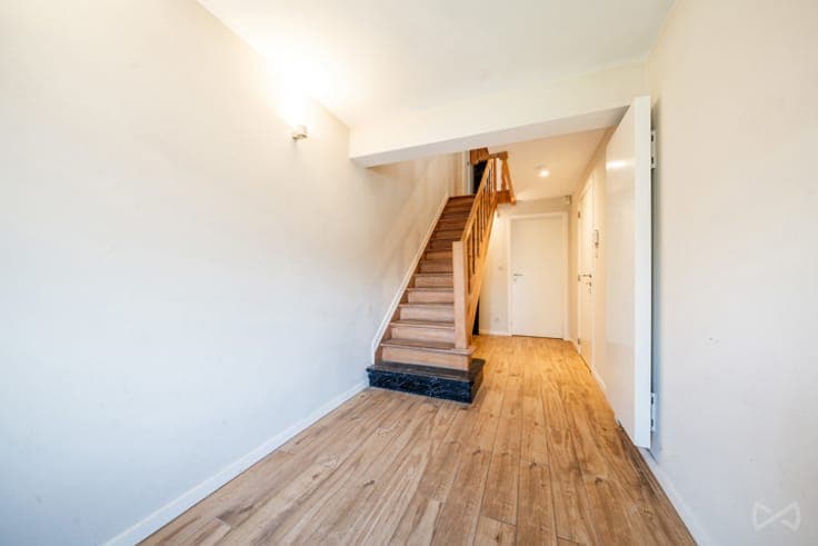 Three-sided single-family house in Uccle - to be renovated