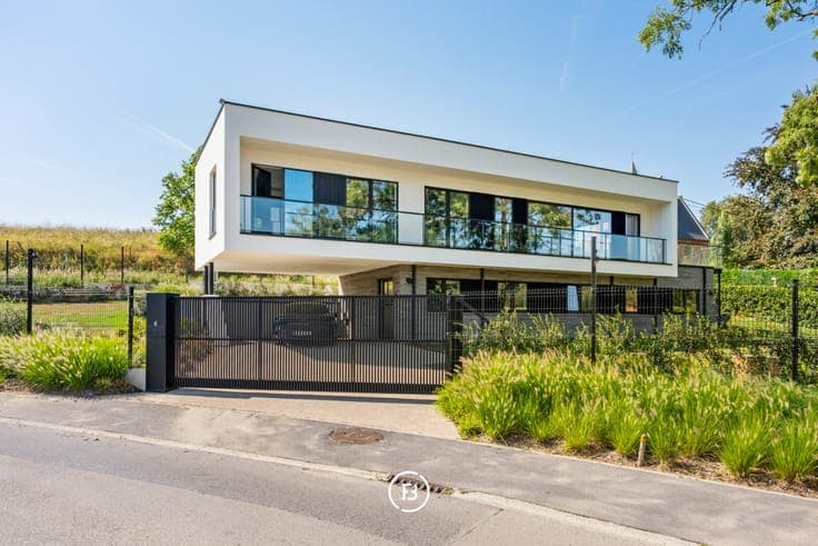 House in Ronse