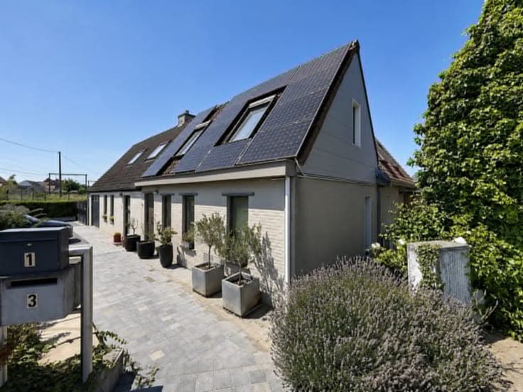Semi-detached house with garden in Harelbeke