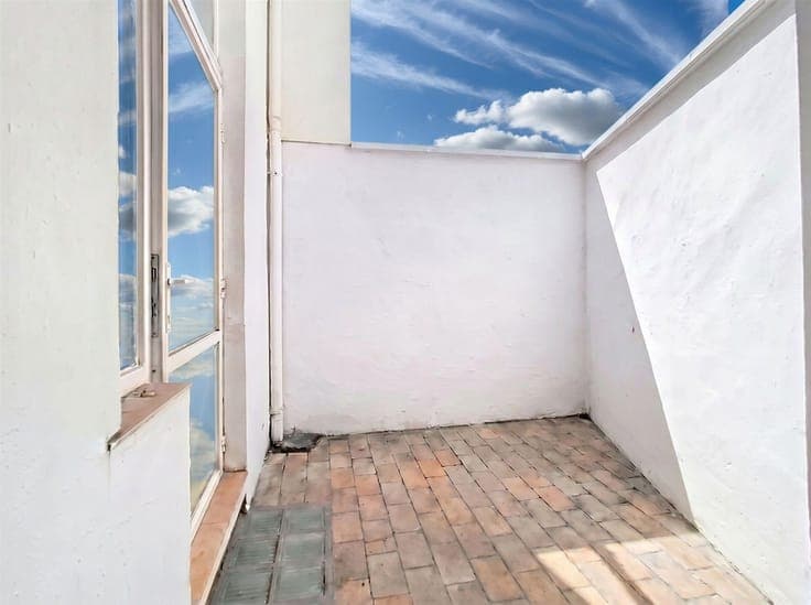 Family house 5 bed - 210 sqm - courtyard - Schaerbeek