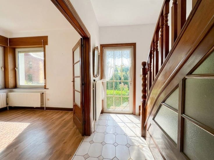 4-façade villa to renovate on ±40 ares in Overijse