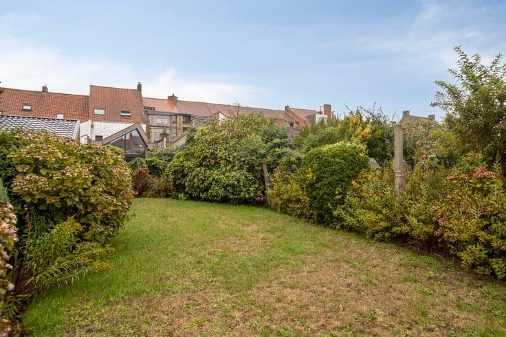 House with potential and city garden in Sint-Kruis (Bruges)