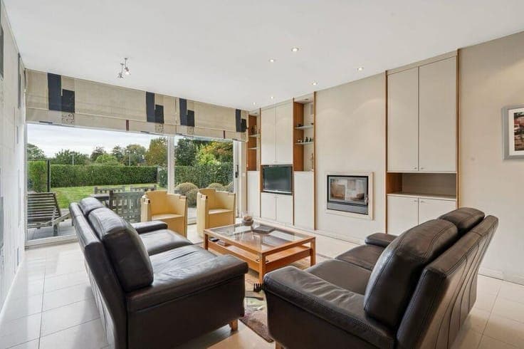 3-bed house with garden & garage in Lembeke