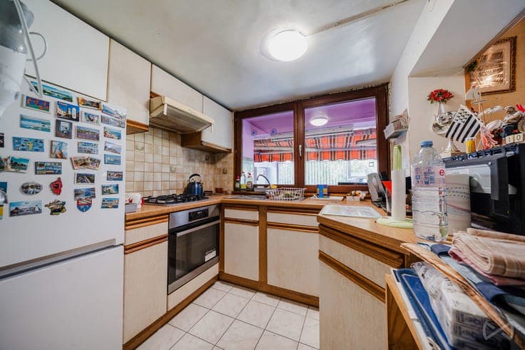 House in need of complete renovation in Wiener area