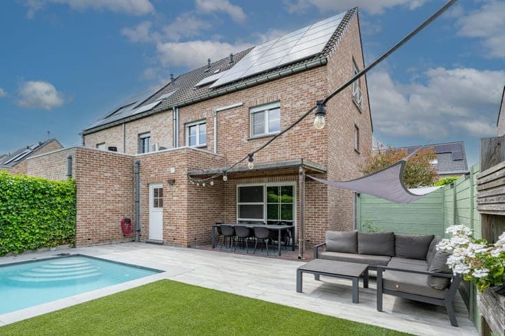 Modern, energy-efficient home with a pool