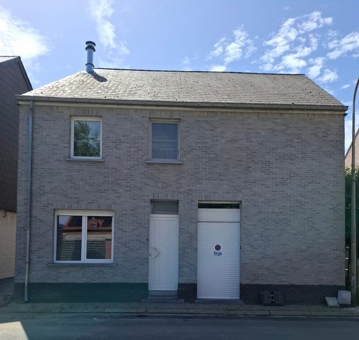 charming 2bedroom house with sunny garden