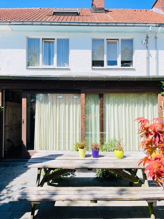 Cozy home with garden and 3 bedrooms, garden and garage