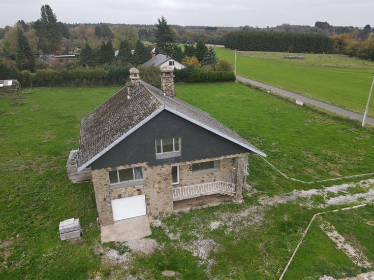 4-Bedroom Villa for Renovation with Garage and Garden