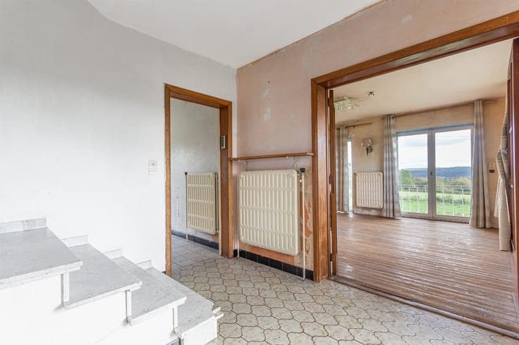 4-Bedroom Villa for Renovation with Garage and Garden