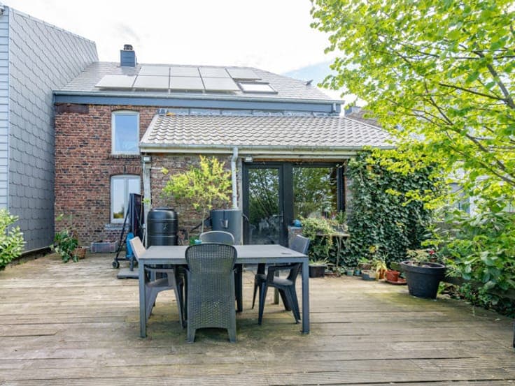 Charmante maison en pierre peu énergivore et avec jardin