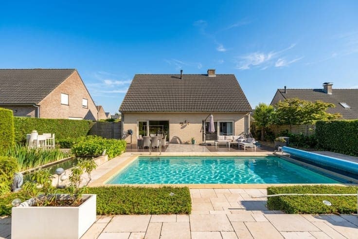 For sale: detached house in Zwevegem