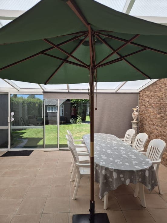 Move-in-ready semi-detached family home.