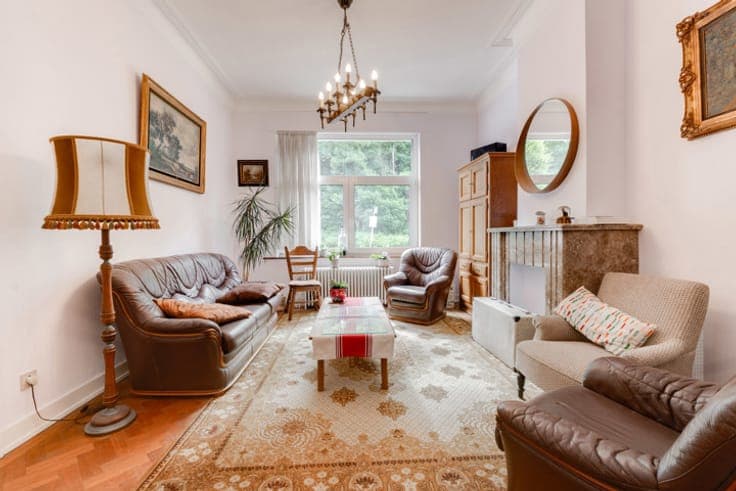 FOREST - Brussels house ± 230 m² (4 bed/2 shower/terrace)