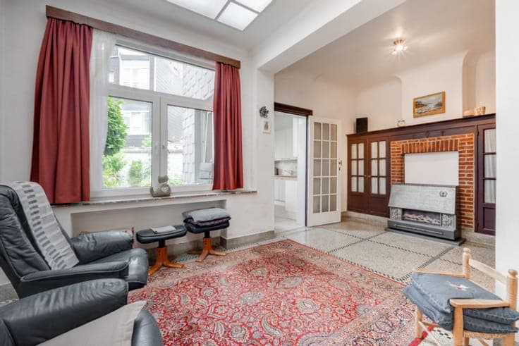 FOREST - Brussels house ± 230 m² (4 bed/2 shower/terrace)