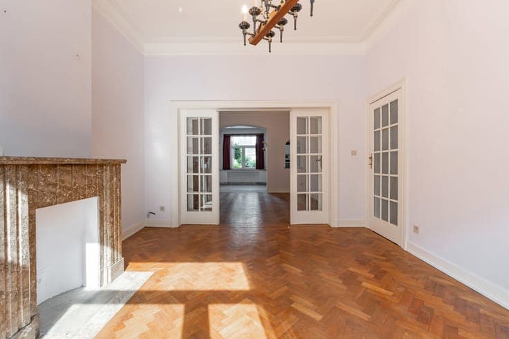FOREST - Brussels house ± 230 m² (4 bed/2 shower/terrace)