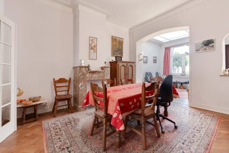 FOREST - Brussels house ± 230 m² (4 bed/2 shower/terrace)