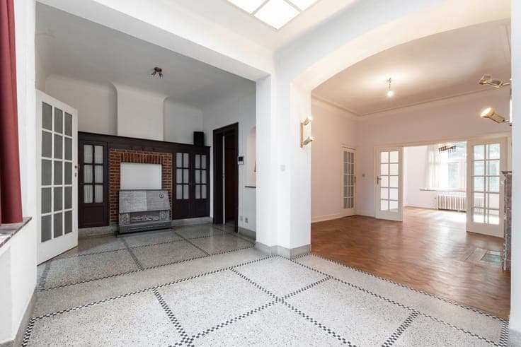FOREST - Brussels house ± 230 m² (4 bed/2 shower/terrace)
