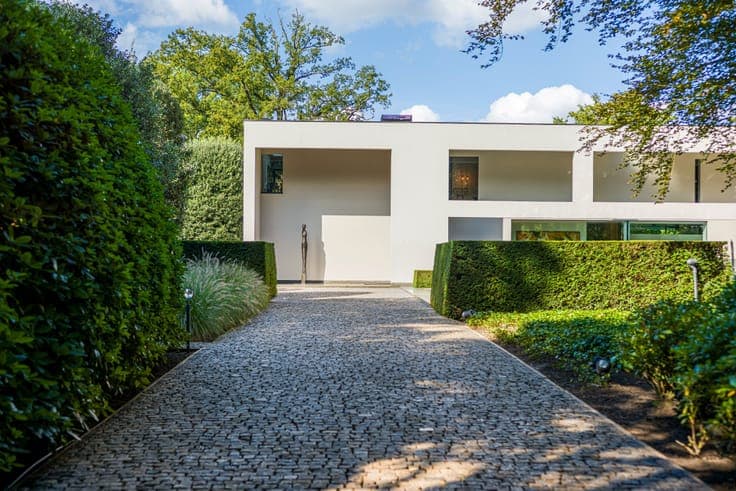 Modern design villa in prime location in Brasschaat.