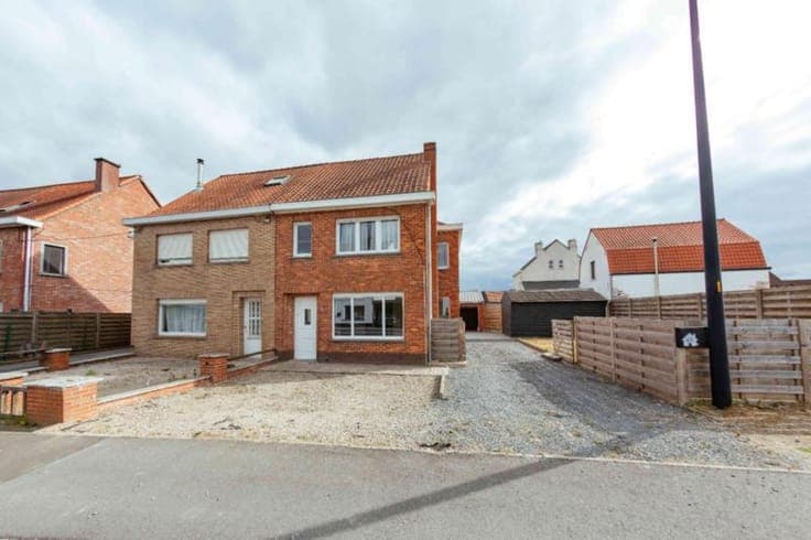 House in Knesselare