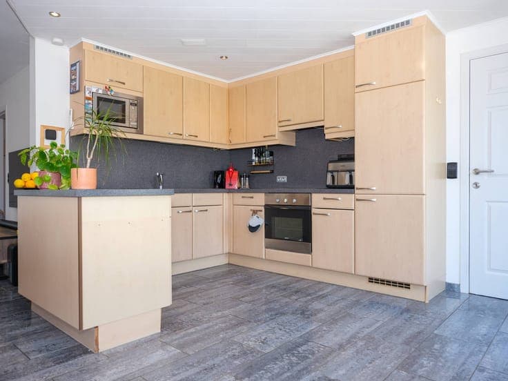 Ready to move in 4 bedroom house in Hertsberge