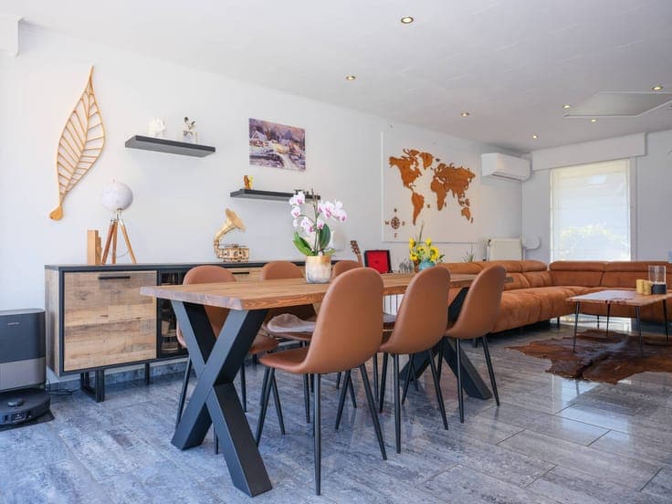 Ready to move in 4 bedroom house in Hertsberge