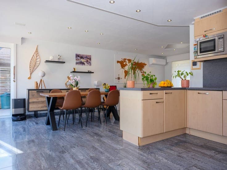 Ready to move in 4 bedroom house in Hertsberge