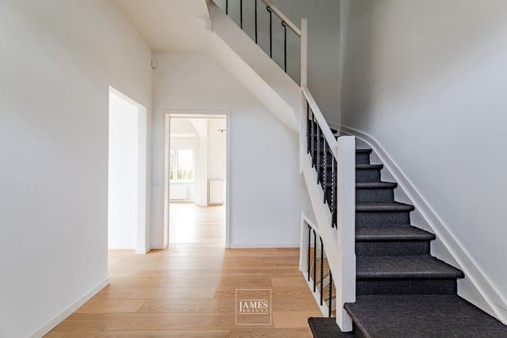 Beautifully renovated house with garden.