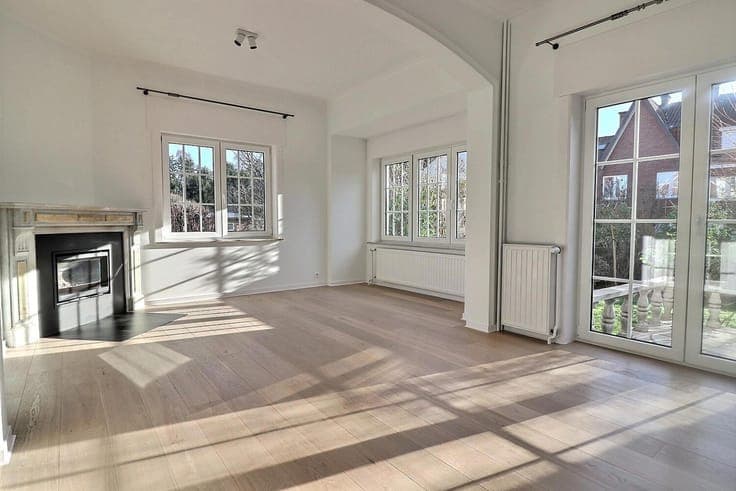 Beautifully renovated house with garden.