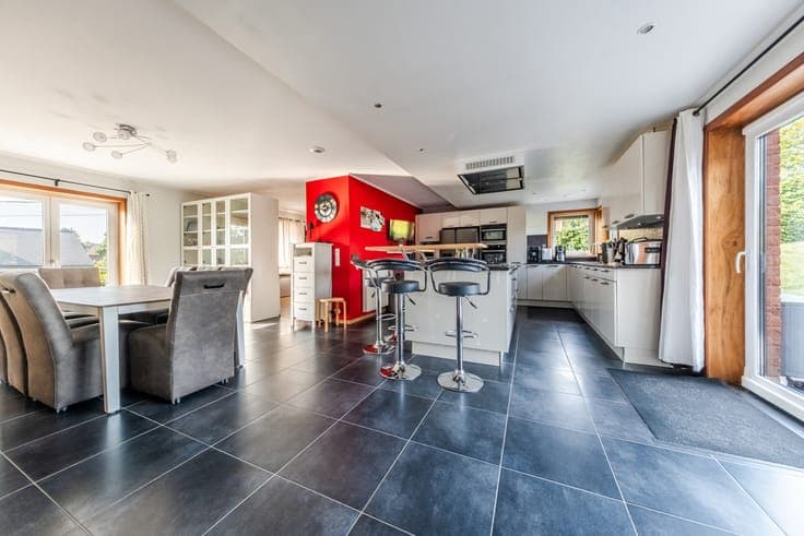 High-performance home in an ideal location