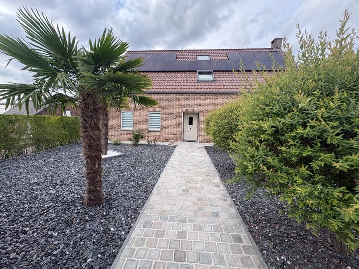 House in Frasnes-lez-Anvaing
