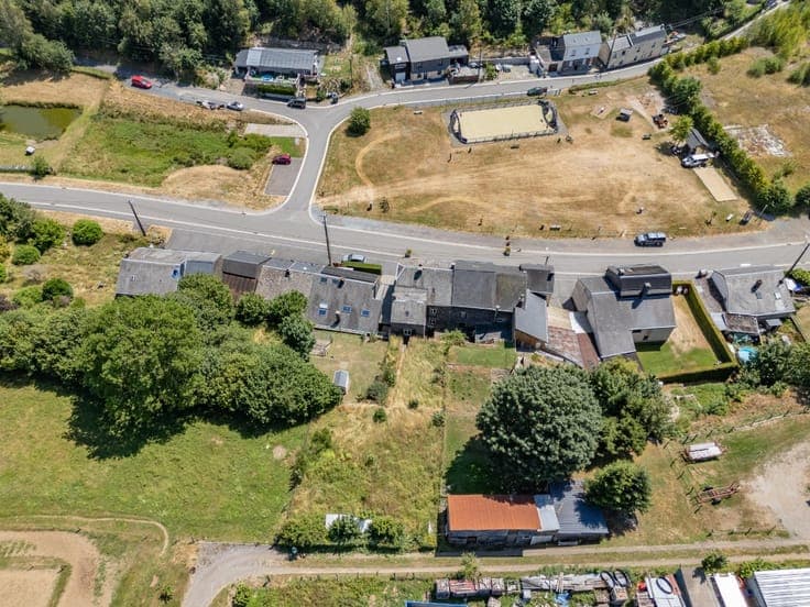 Semi-Detached House to Renovate with Investment Potential