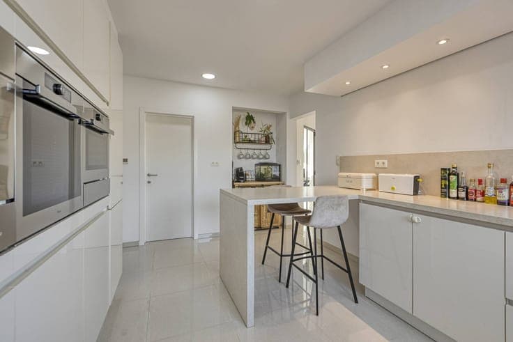 Ready to move in family home with 4 bedrooms in Kuringen
