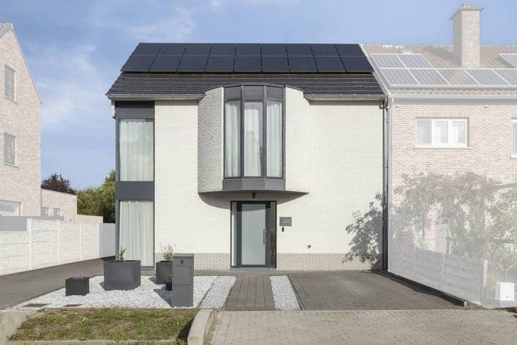 Ready to move in family home with 4 bedrooms in Kuringen