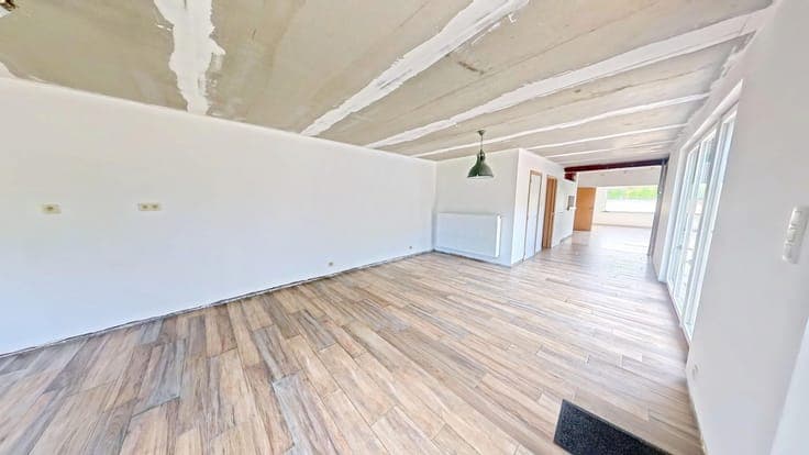 Ruime woning met 4 slaapkamers!